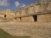 Gitterornamente und Kragb&ouml;gen