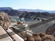 Am Hoover Dam
